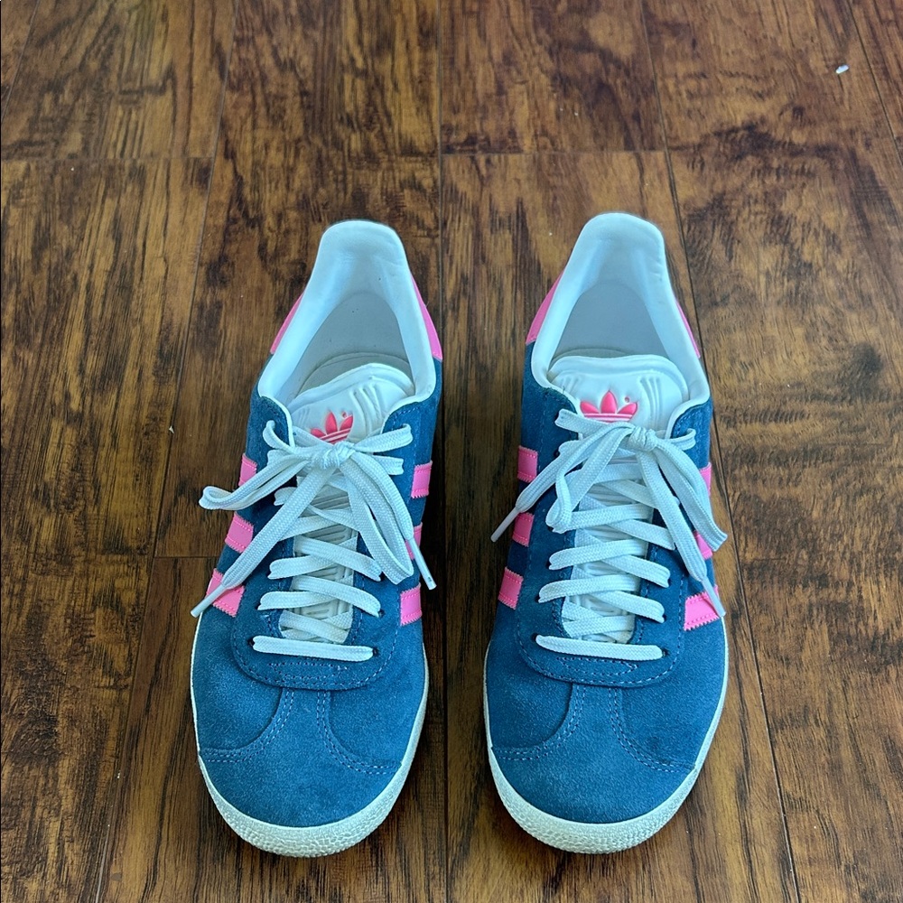 Adidas Women's Blue and Pink Suede Sneakers